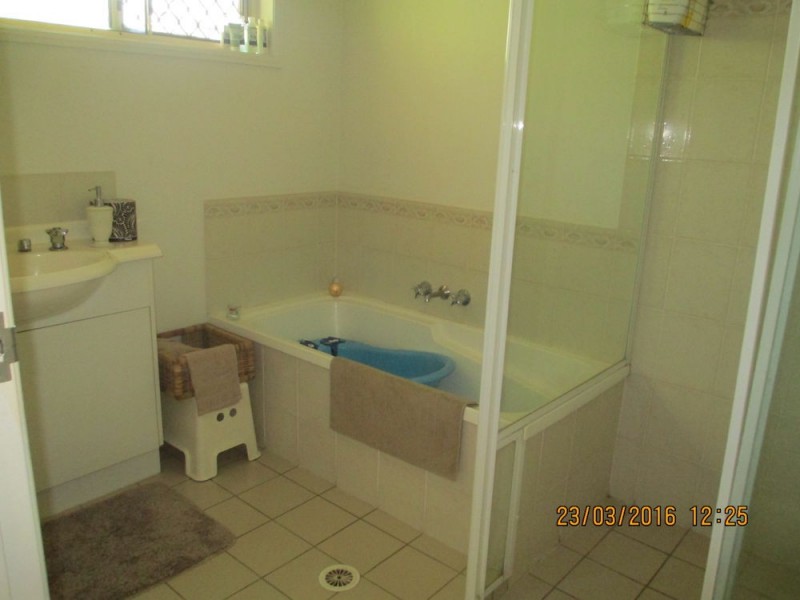 6 HOUNSLOW WAY, Seventeen Mile Rocks QLD 4073
