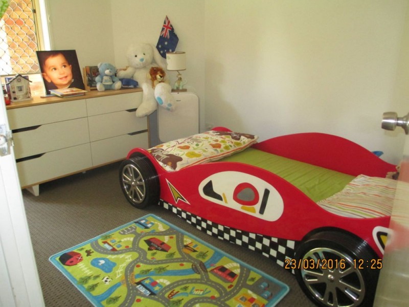 6 HOUNSLOW WAY, Seventeen Mile Rocks QLD 4073