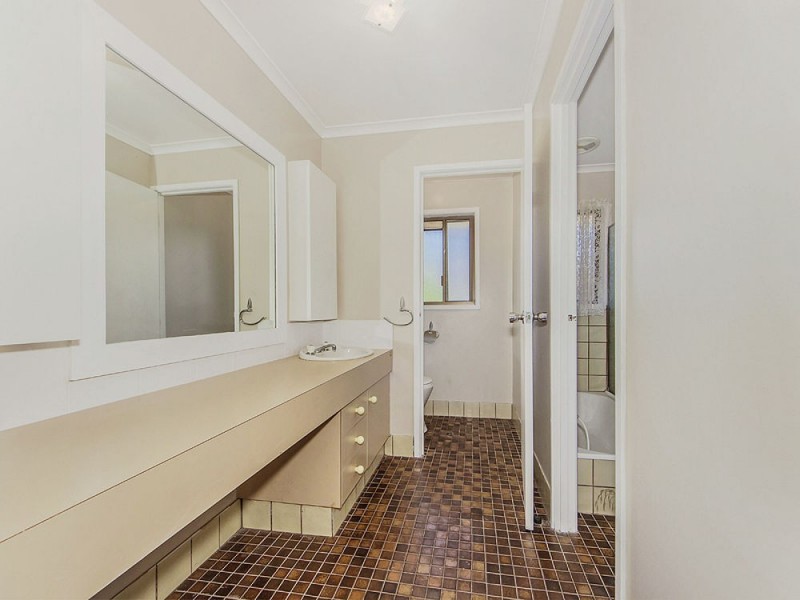Jamboree Heights QLD 4074