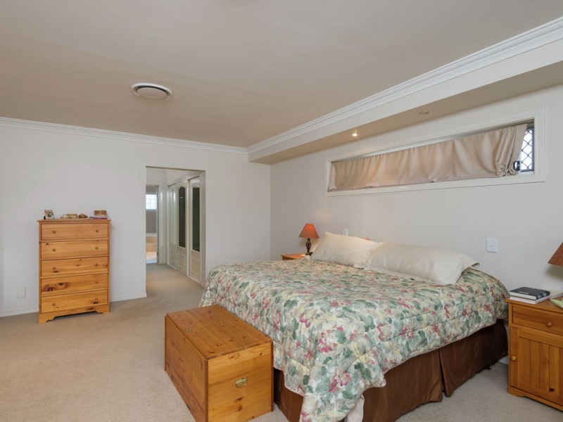 Sinnamon Park QLD 4073