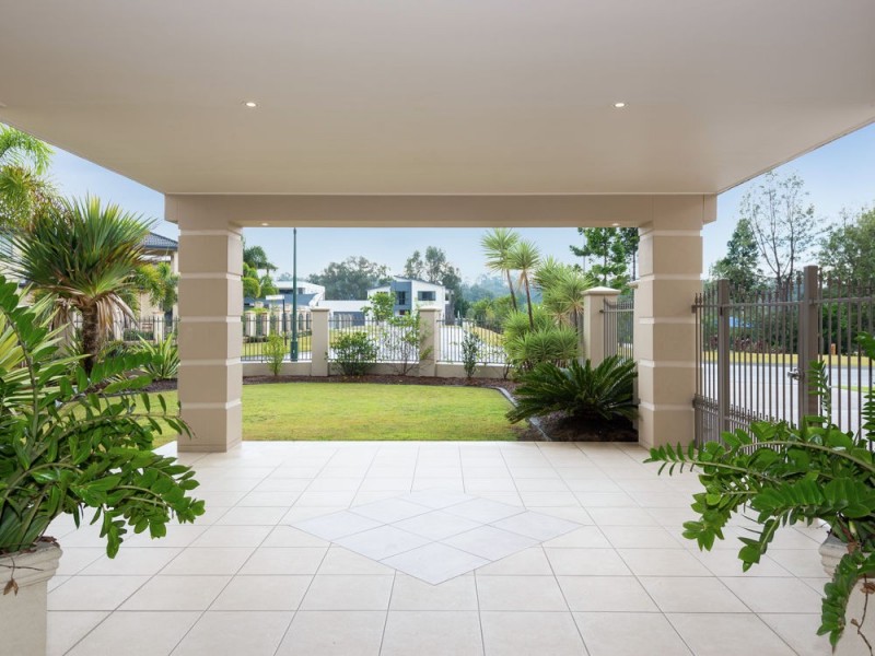 Sinnamon Park QLD 4073