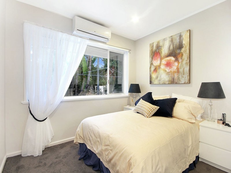 Jindalee QLD 4074
