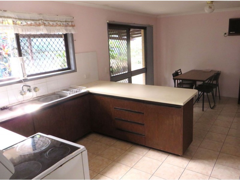 19 Zeil Street, Riverhills QLD 4074