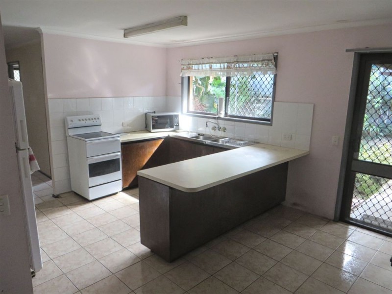 19 Zeil Street, Riverhills QLD 4074