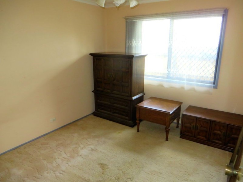 19 Zeil Street, Riverhills QLD 4074