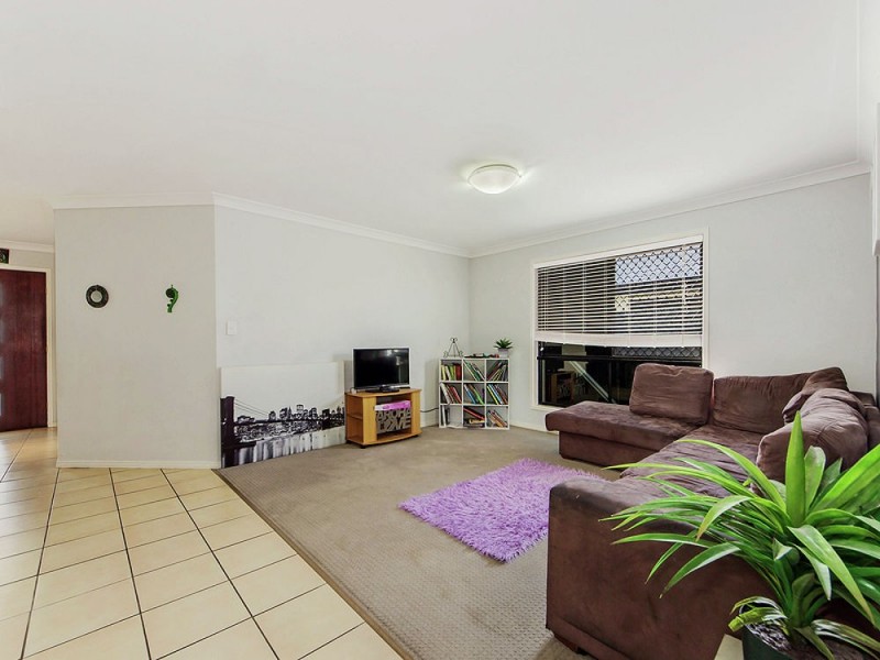 18 Rachele Close, Forest Lake QLD 4078