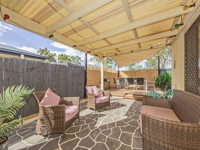 18 Rachele Close, Forest Lake QLD 4078