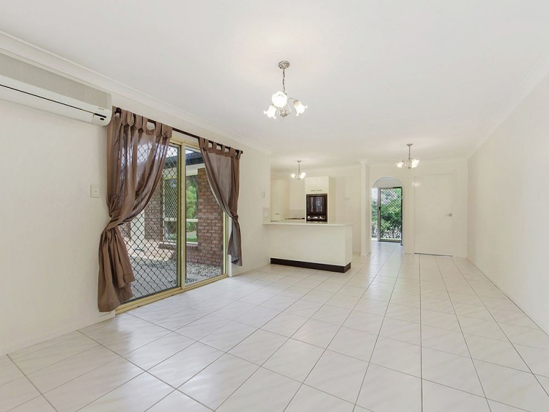 Sinnamon Park QLD 4073