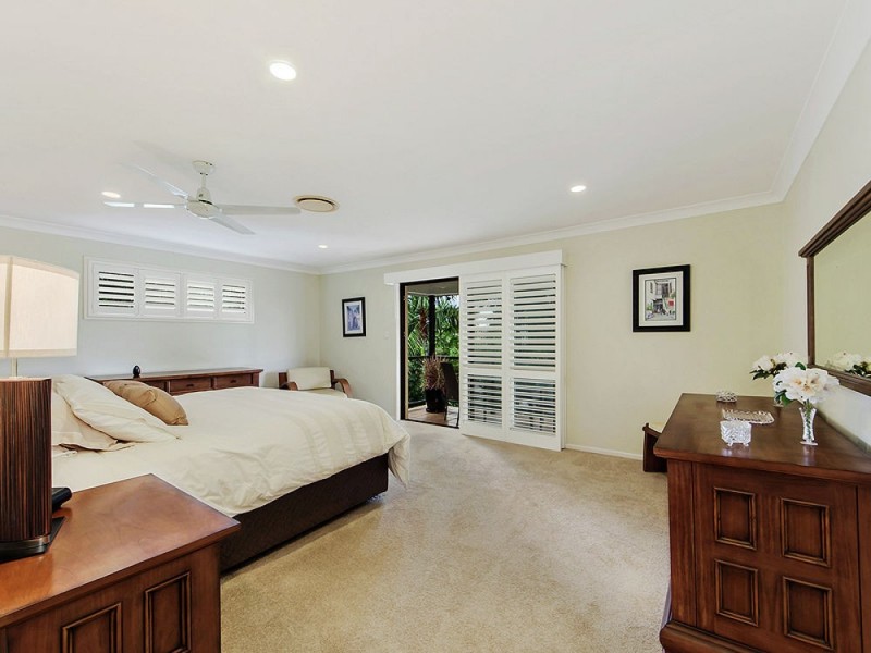 Mount Ommaney QLD 4074