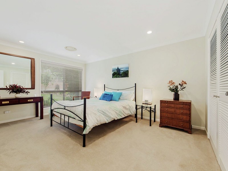 Mount Ommaney QLD 4074