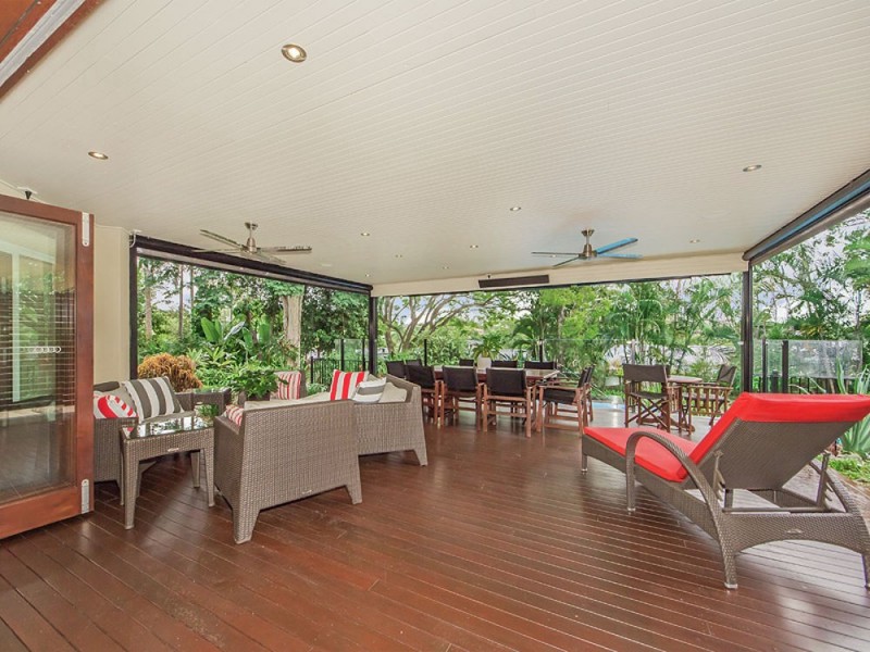 Mount Ommaney QLD 4074