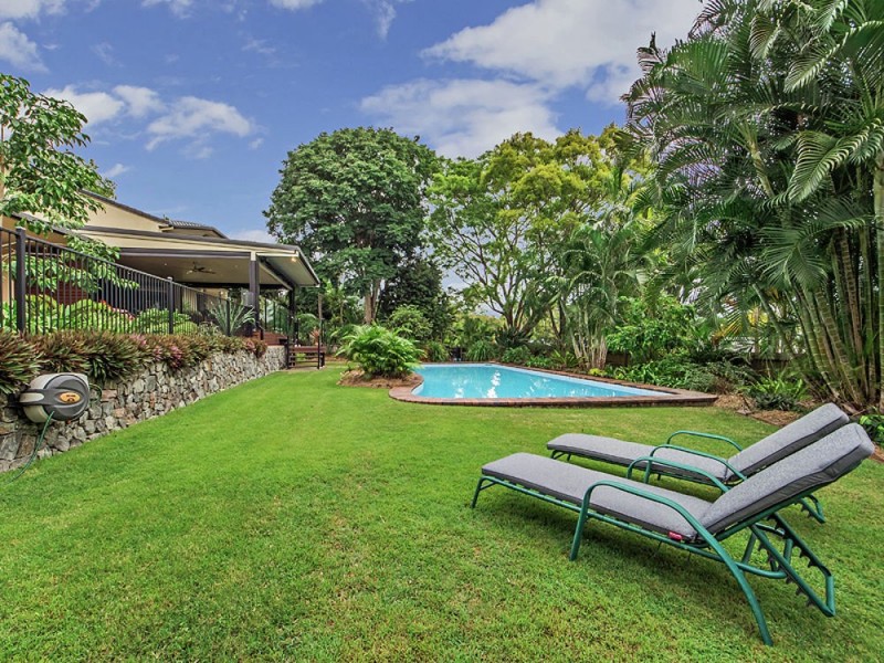 Mount Ommaney QLD 4074