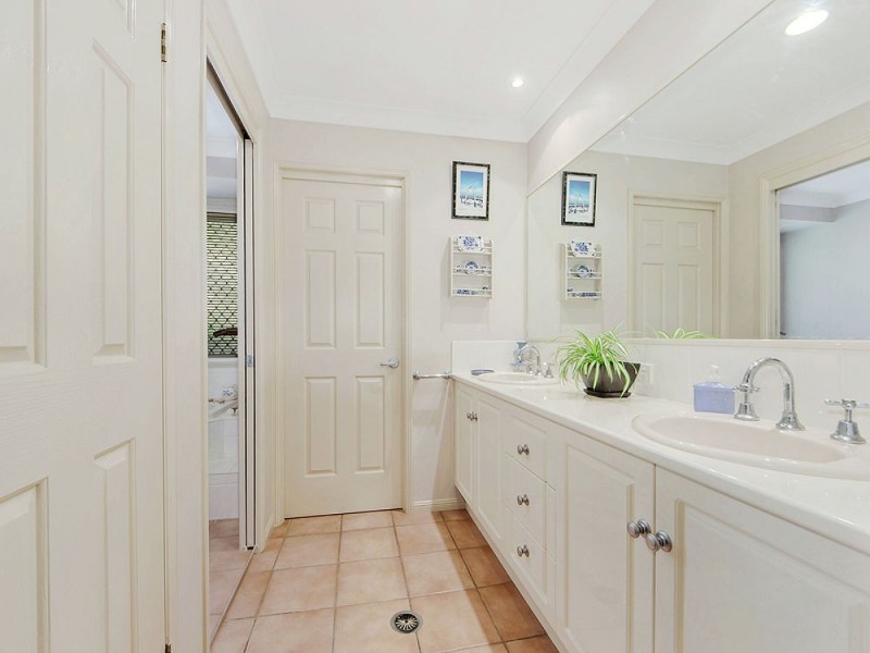 277 Westlake Drive, Westlake QLD 4074