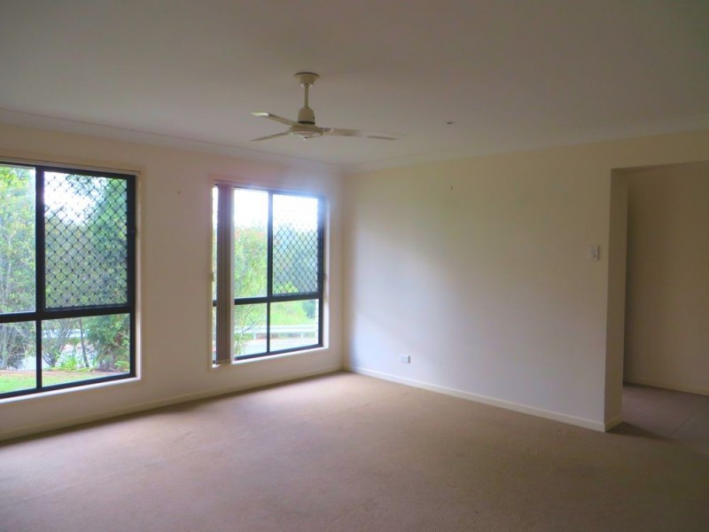 Sumner QLD 4074