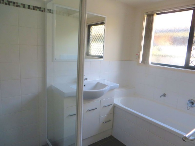 Sumner QLD 4074
