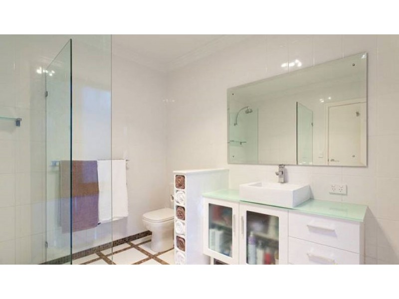 Jindalee QLD 4074