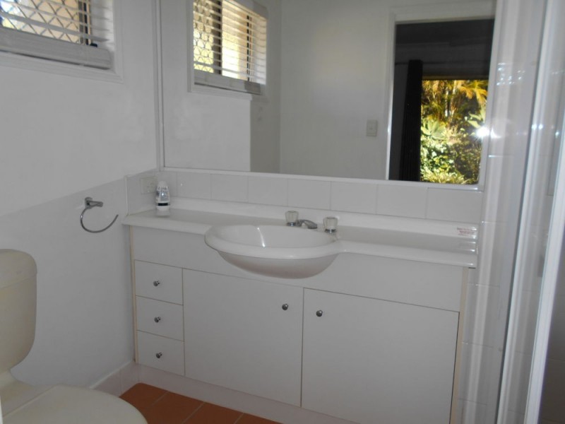 Seventeen Mile Rocks QLD 4073