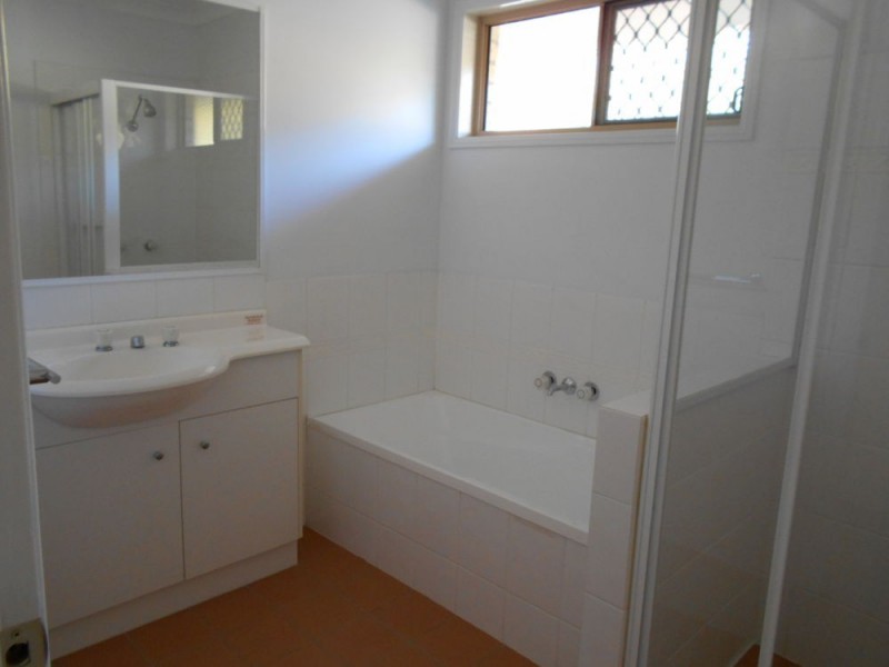 Seventeen Mile Rocks QLD 4073