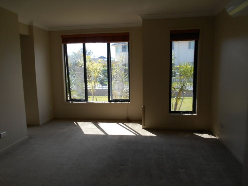 Sinnamon Park QLD 4073
