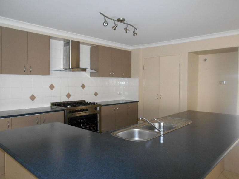 Sinnamon Park QLD 4073