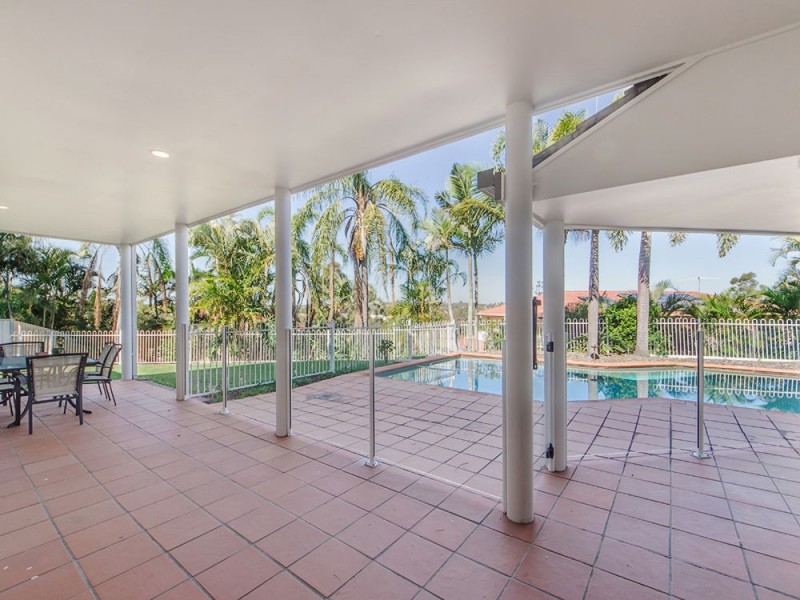 Mount Ommaney QLD 4074