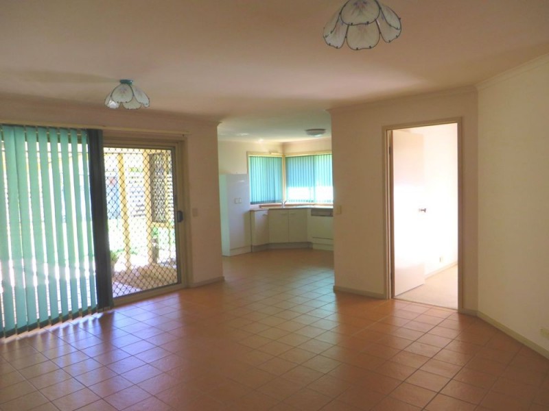 10 Avondale Road, Sinnamon Park QLD 4073