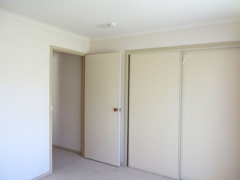 10 Avondale Road, Sinnamon Park QLD 4073