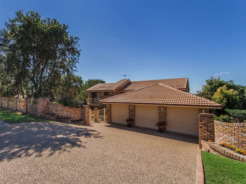 Mount Ommaney QLD 4074