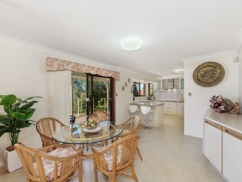 Mount Ommaney QLD 4074