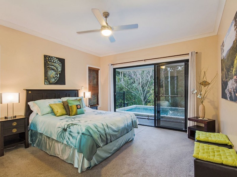 Chapel Hill QLD 4069