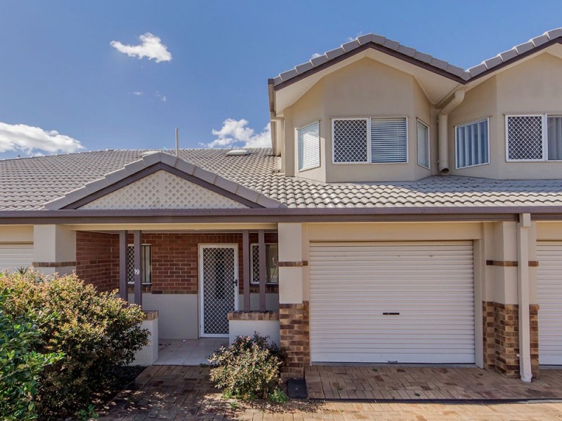Sinnamon Park QLD 4073