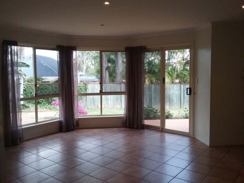 14 Landsborough Place, Forest Lake QLD 4078