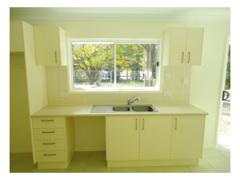Jindalee QLD 4074