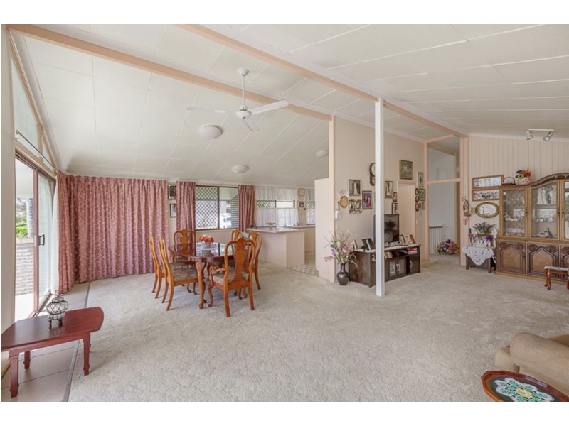 Jindalee QLD 4074