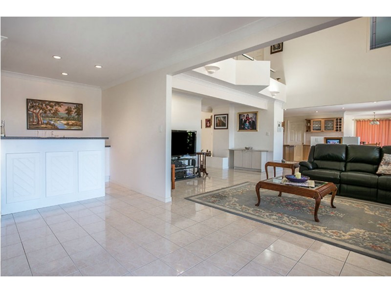 21. Woolner Place, Mount Ommaney QLD 4074