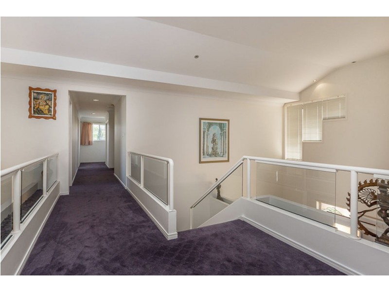 21. Woolner Place, Mount Ommaney QLD 4074