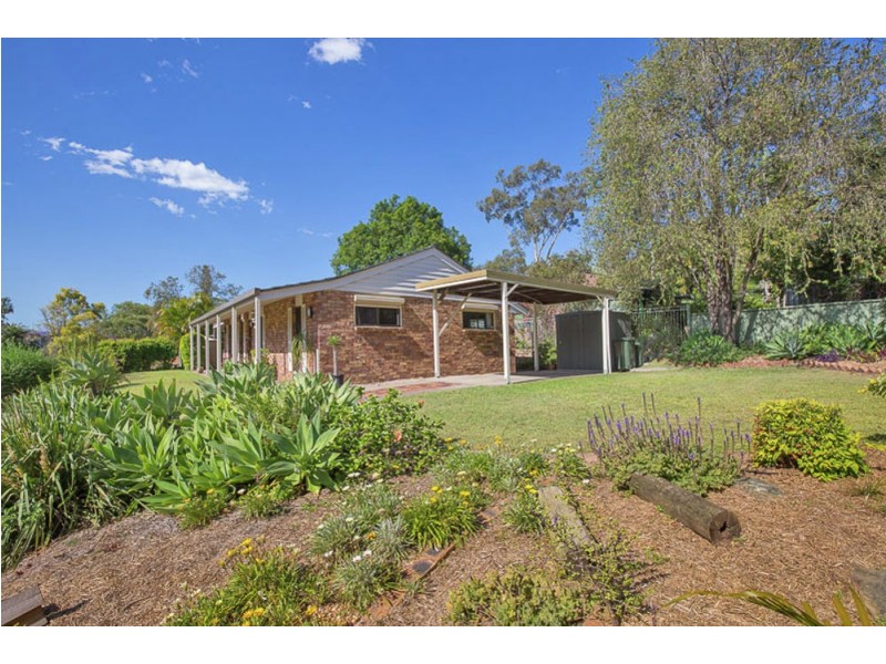 Jindalee QLD 4074
