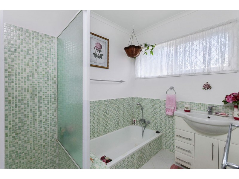 Jamboree Heights QLD 4074