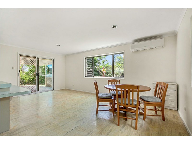 6 Wanata Street, Sinnamon Park QLD 4073