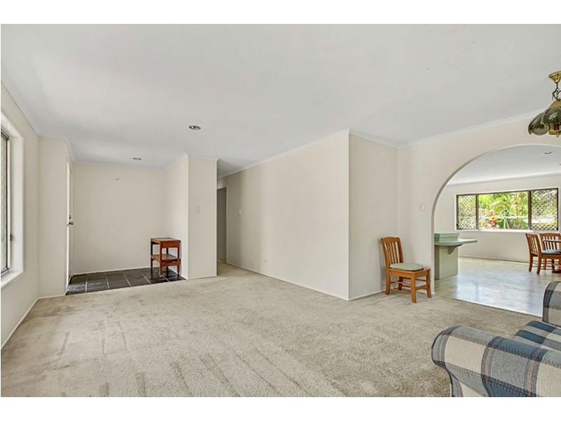 6 Wanata Street, Sinnamon Park QLD 4073