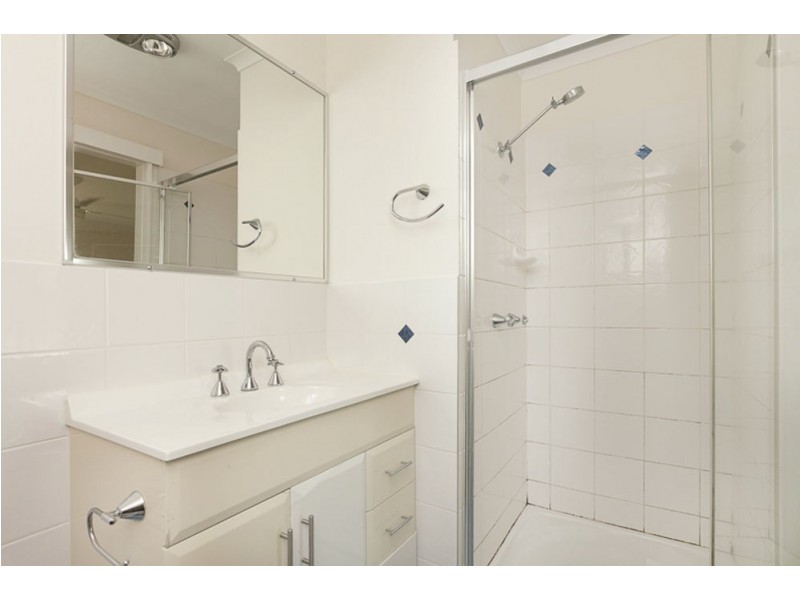 6 Wanata Street, Sinnamon Park QLD 4073