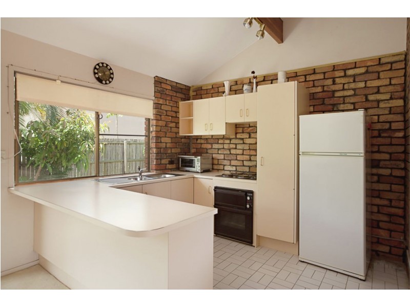 Mount Ommaney QLD 4074