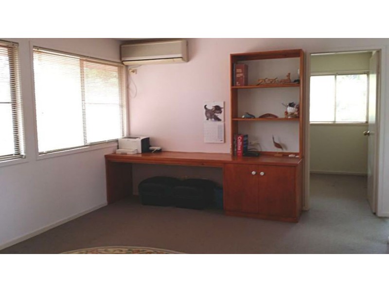 Mount Ommaney QLD 4074