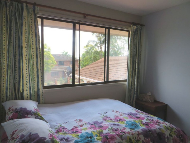 Mount Ommaney QLD 4074