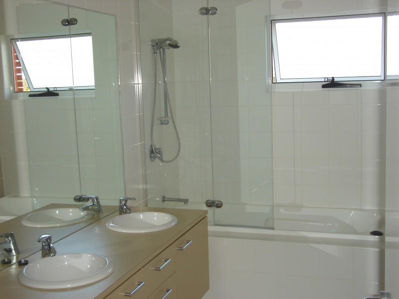 Jindalee QLD 4074