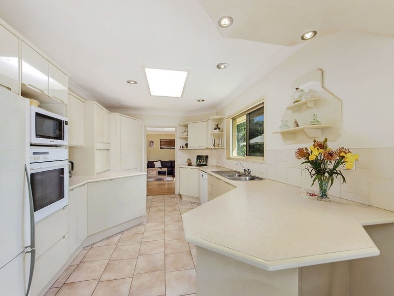 Jindalee QLD 4074