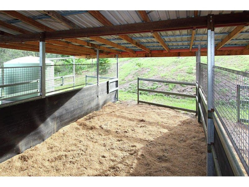 Brookfield QLD 4069