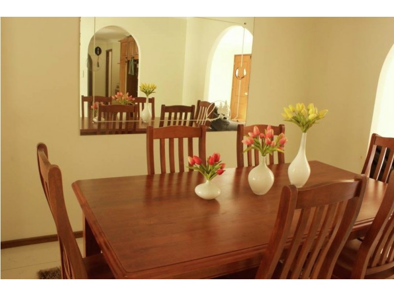 24 Glen Ross Road, Sinnamon Park QLD 4073