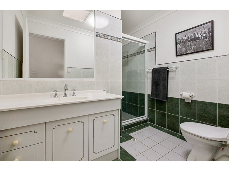 Sinnamon Park QLD 4073