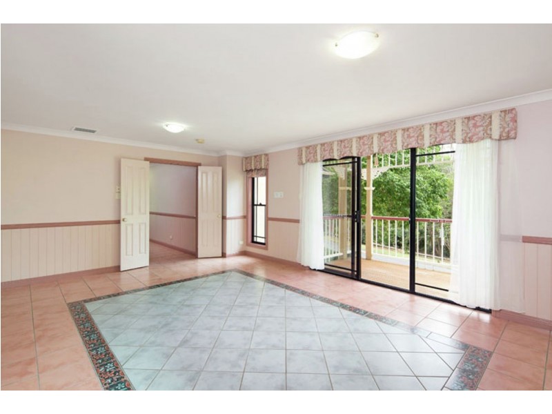 5 157 Brookfield Road, Kenmore Hills QLD 4069